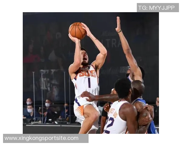 卡斯尔创队史新纪录单场至少30分10板5助命中率超65成为最年轻球员